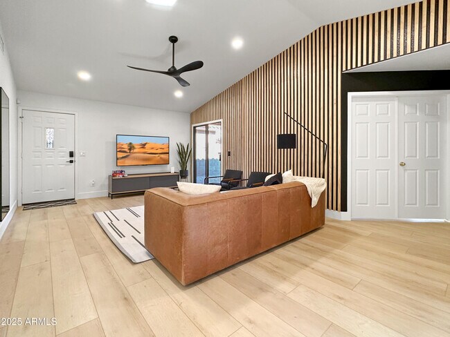 Photo - 16653 N 59th St