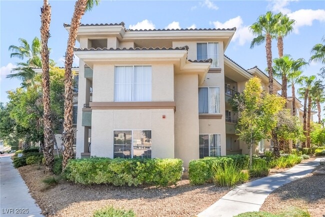 Building Photo - 7123 S Durango Dr Unit 204