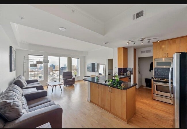 Photo - 3505 Sage Rd Unit 2805