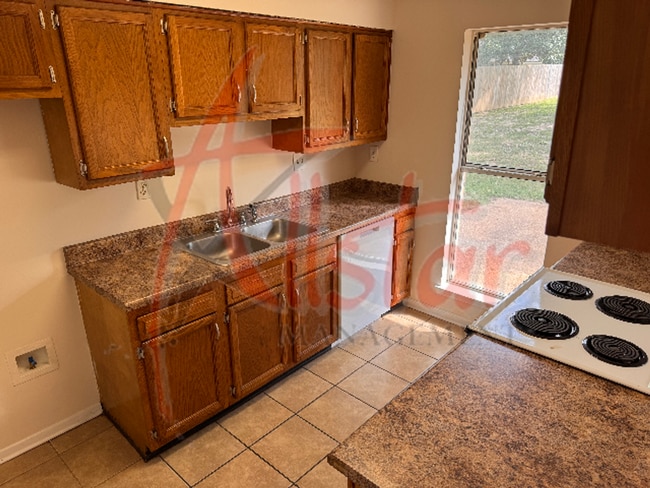 Photo - 6270 Shady Glen Cove