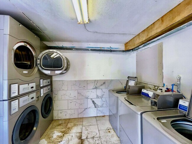 Photo - 2200 S Ocean Blvd Unidad 212