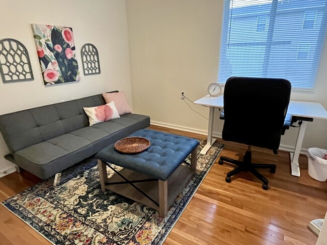 Photo - Pet-friendly Ground level Modern apartment Unidad 4