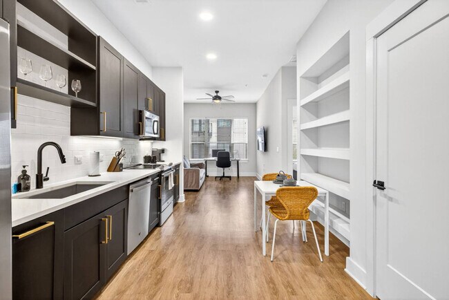 Building Photo - 1001 N Himes Ave Unit ID1312614P Rental