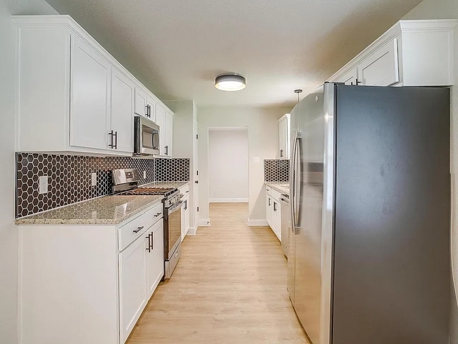 Photo - 7825 Standley St