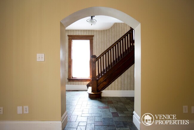 Photo - 66 E Northwood Ave