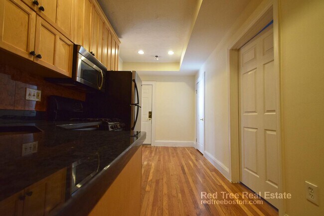 Photo - 73 Thatcher St Unit 302