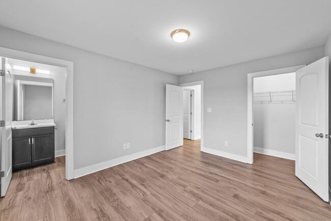 Photo - 410 Thad Little Rd