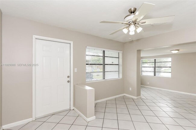 Photo - 1367 NE 27th St