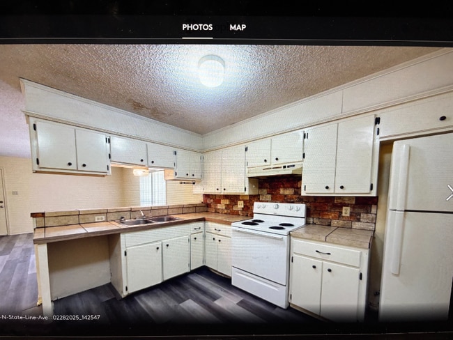 Photo - 116 E 37th St Unit #1