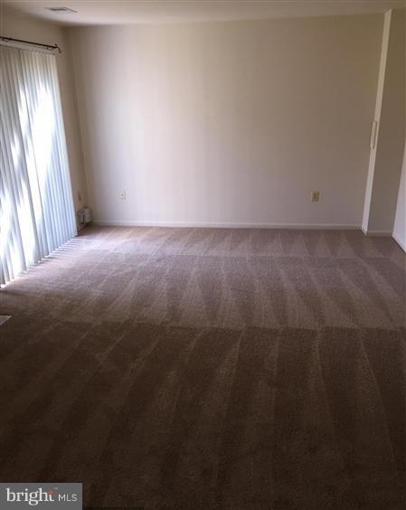 Photo - 47665 Comer Square