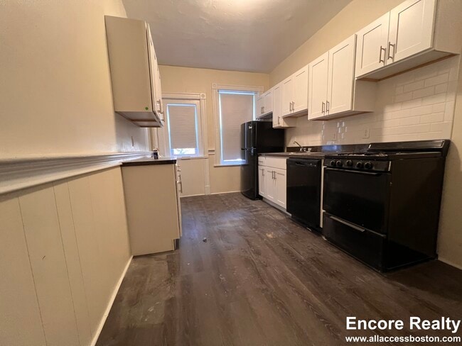 Photo - 7 Mount Hood Rd