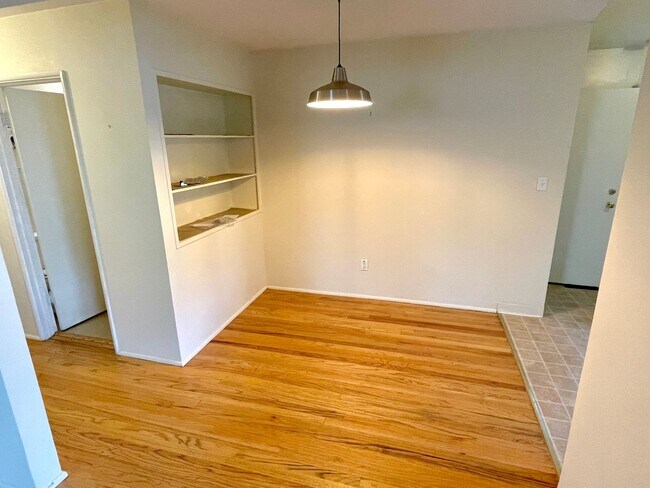 Photo - CURFN01 Unit 5246