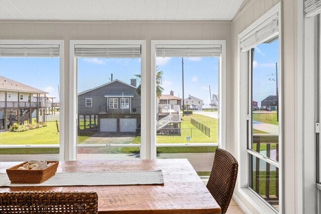 Photo - 22022 Zachary Dr