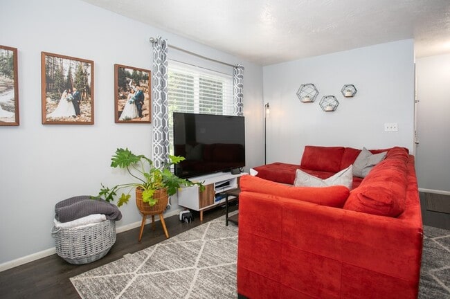 Photo - 1724 N 1450 W Unidad 1