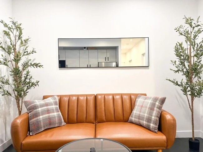 Photo - Furnished room/NOT APARTMENT Unit 1R