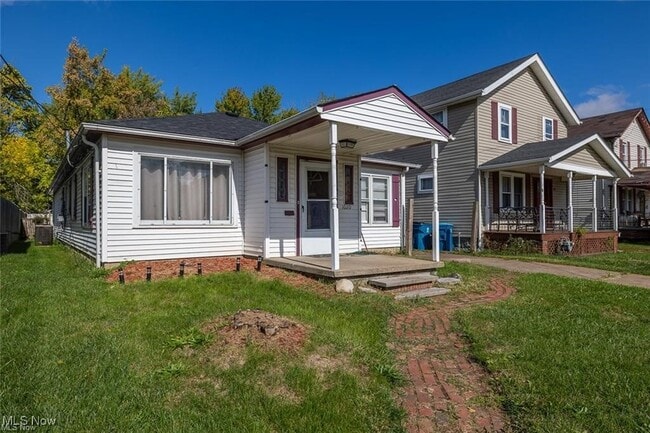 Photo - 1020 W 19th St House