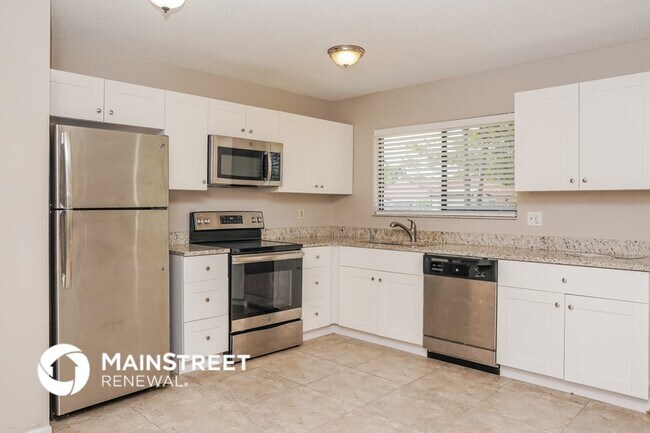 Photo - 1287 Wadsworth St SE