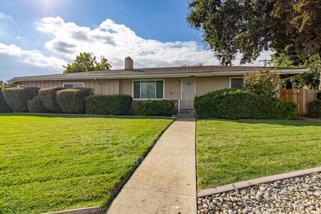 Photo - 7256 S Land Park Dr