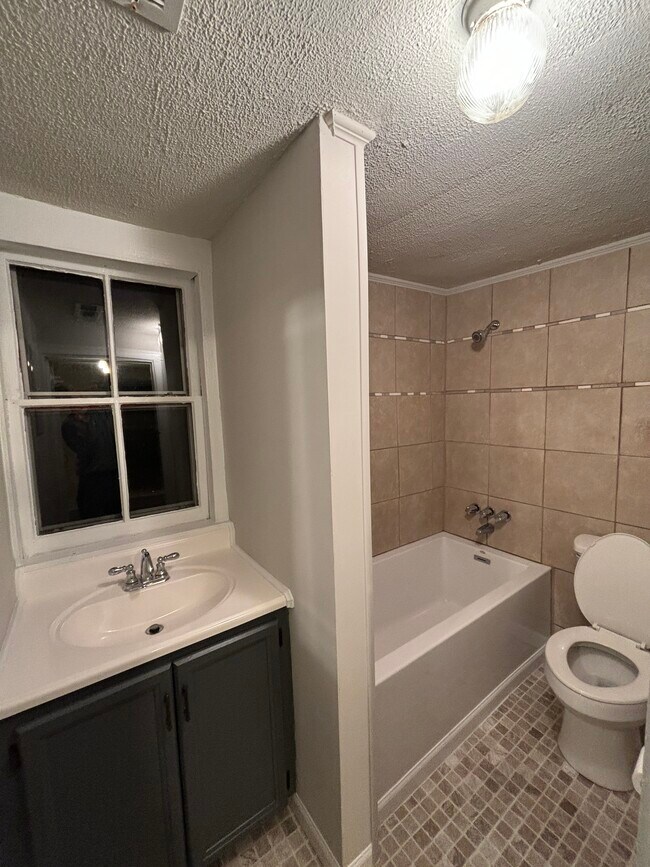 17090 Fence Rd Rental House Rental in King VA