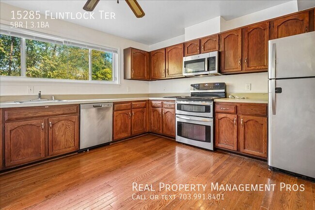 Photo - 15285 Flintlock Terrace
