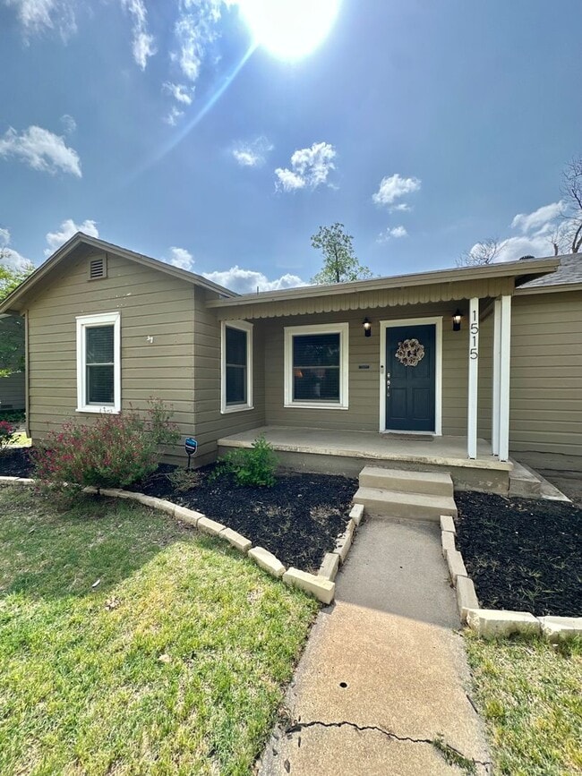 1515 S Van Buren St