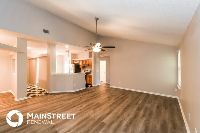 Photo - 8478 Starbrite Court