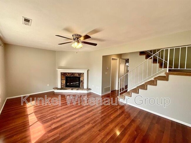 932 Mace's Grove St