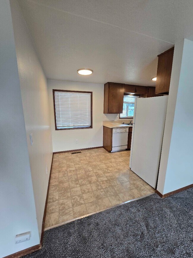 Photo - 1451 Cedar St