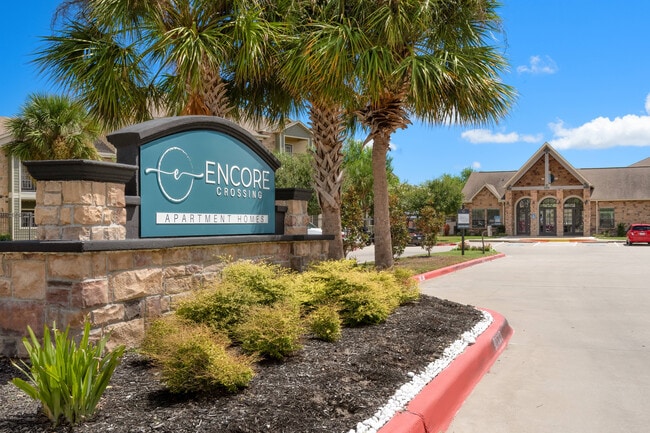 Community Welcome Sign - Encore Crossing Apartments