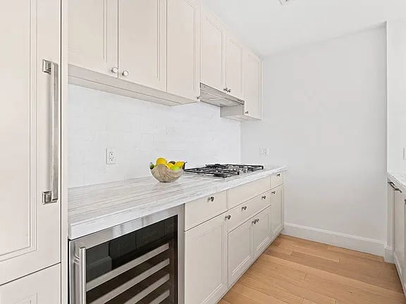 Photo - 389 E 89th St Unidad 25C