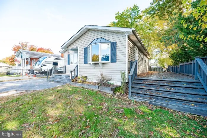 Photo - 7741 Edgewood Ave