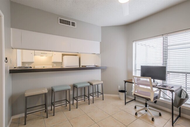 Photo - 10122 Waterstone Dr Unit True