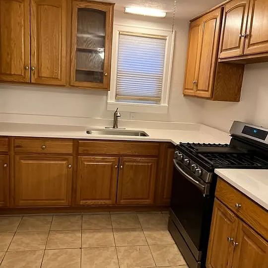Photo - "Charming 3-Bedroom Home with Hardwood Elegance on Hanover Street, Aurora!"