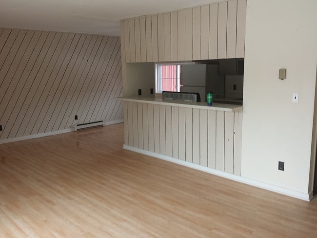 Photo - Otterside Apartments