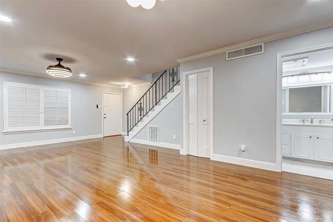 Photo - 7600 Burgoyne Rd Unit 159