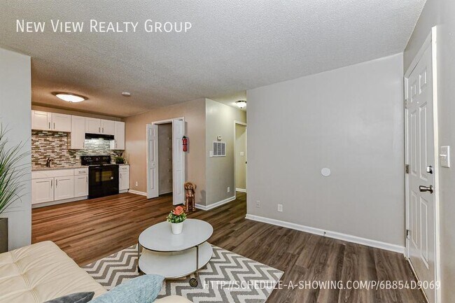 Photo - 225 Hoskins Mill Ln Unidad B