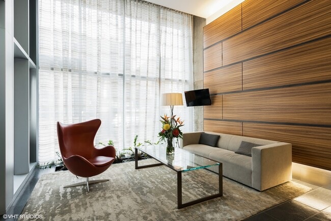 Photo - 659 W Randolph St Unit 1118