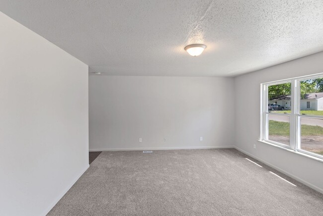 Photo - Newly Renovated 3 Bedroom home for Rent in Cahokia with garage!!!