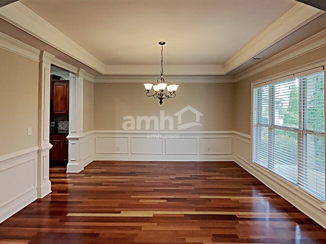 Photo - 346 Norway Spruce Ct