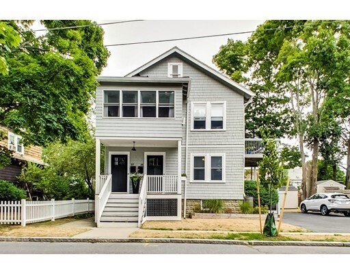 Photo - 35 Circuit St Townhome
