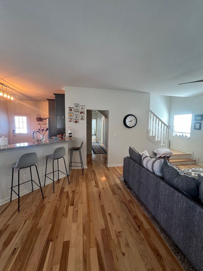 Photo - 4 Bedroom with Office Space Near Tulane/Lo...