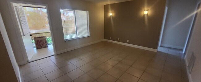 Photo - 4850 Sable Pine Cir Unidad C1