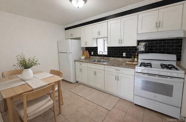 Photo - 35 Washington Ave N Unit 1