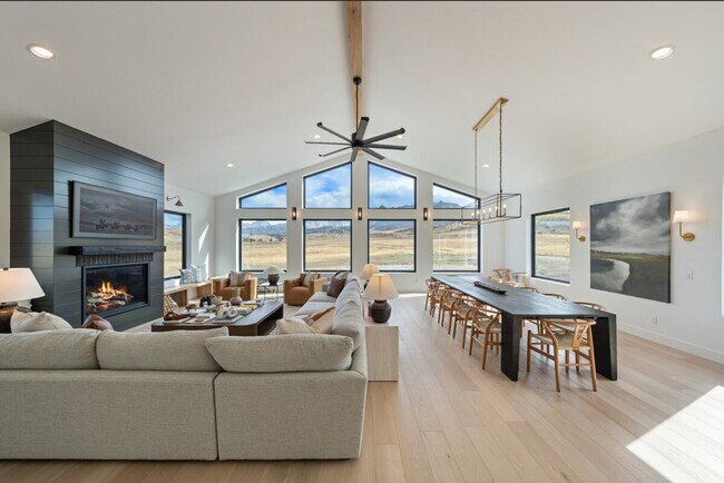 Photo - 241 Hayden View Trail Unit SI ID1490397P