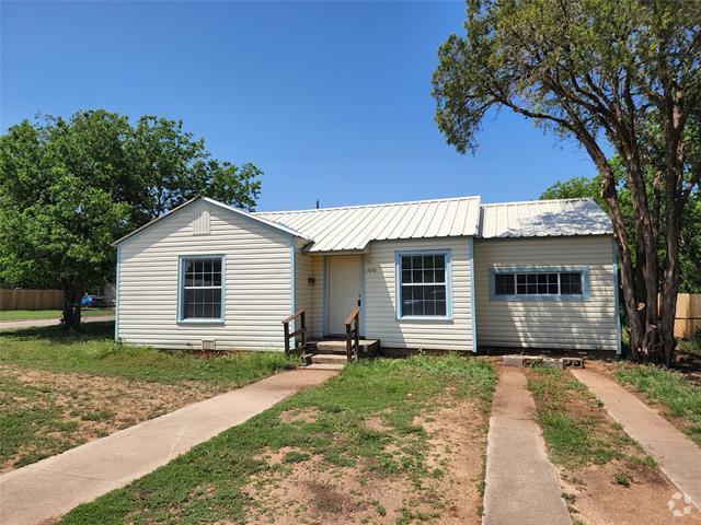Building Photo - 1650 Sewell St Rental