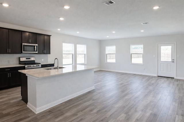 Photo - 600 Cedar Springs Dr