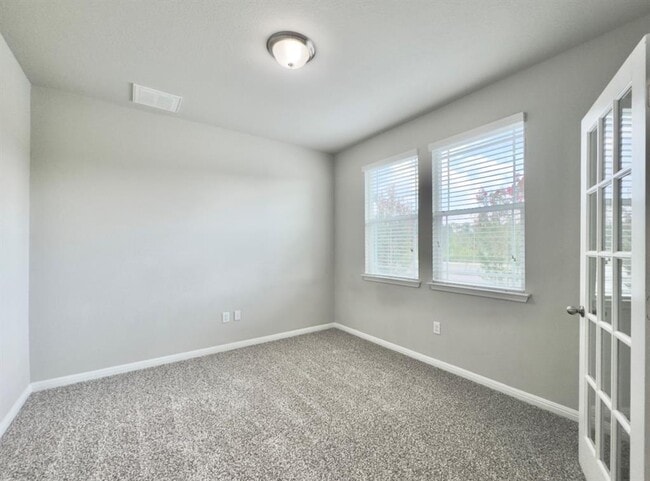 Photo - 308 Craters of the Moon Blvd