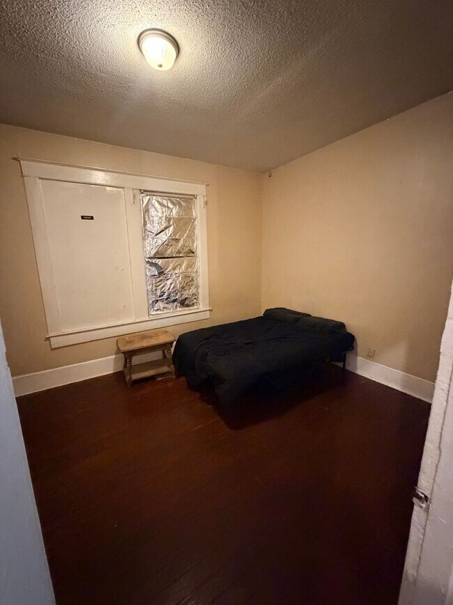 Photo - Beautiful 2 Bedroom unit in Highland