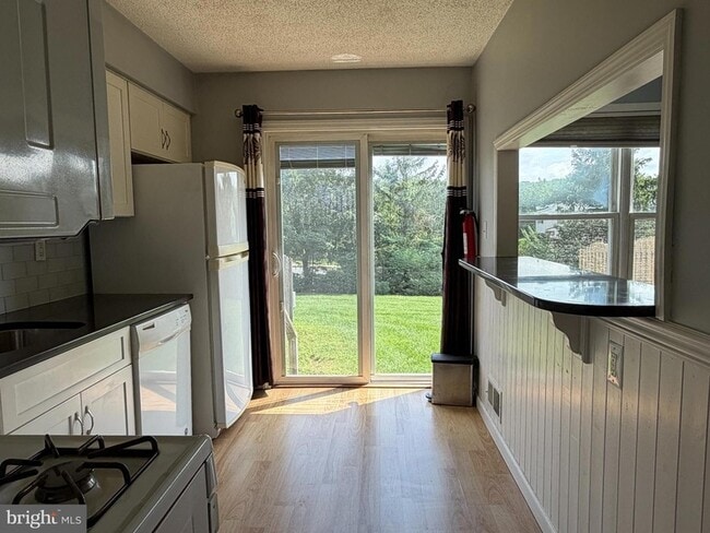 99 Brookview Cir