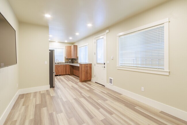 Photo - 1016 NW 23rd St Unit 1